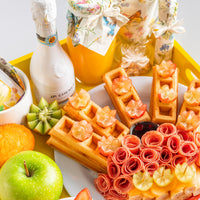 8. 🎀 Bandeja “Delicias con Encanto” RD 6,800