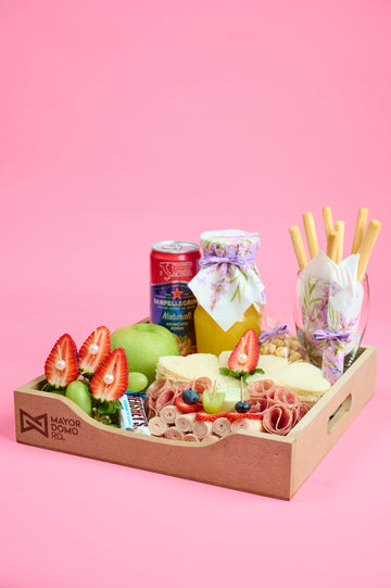 1.Bandeja Delicia Natural ( Sin Globos) RD 3,250