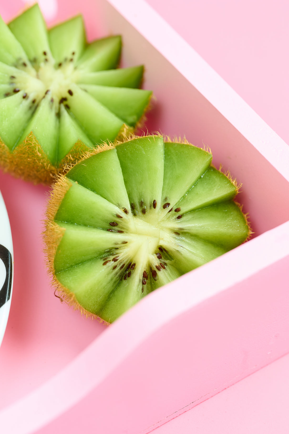 8. Bandeja “Rosa Glam" RD 11,800