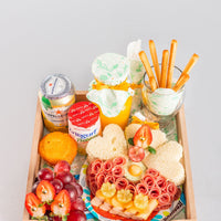 2.Bandeja Sabores Artesanales ( Sin Globos)  RD 3,500