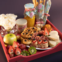 9. ❤️ Bandeja “Sabores Románticos RD 6,800