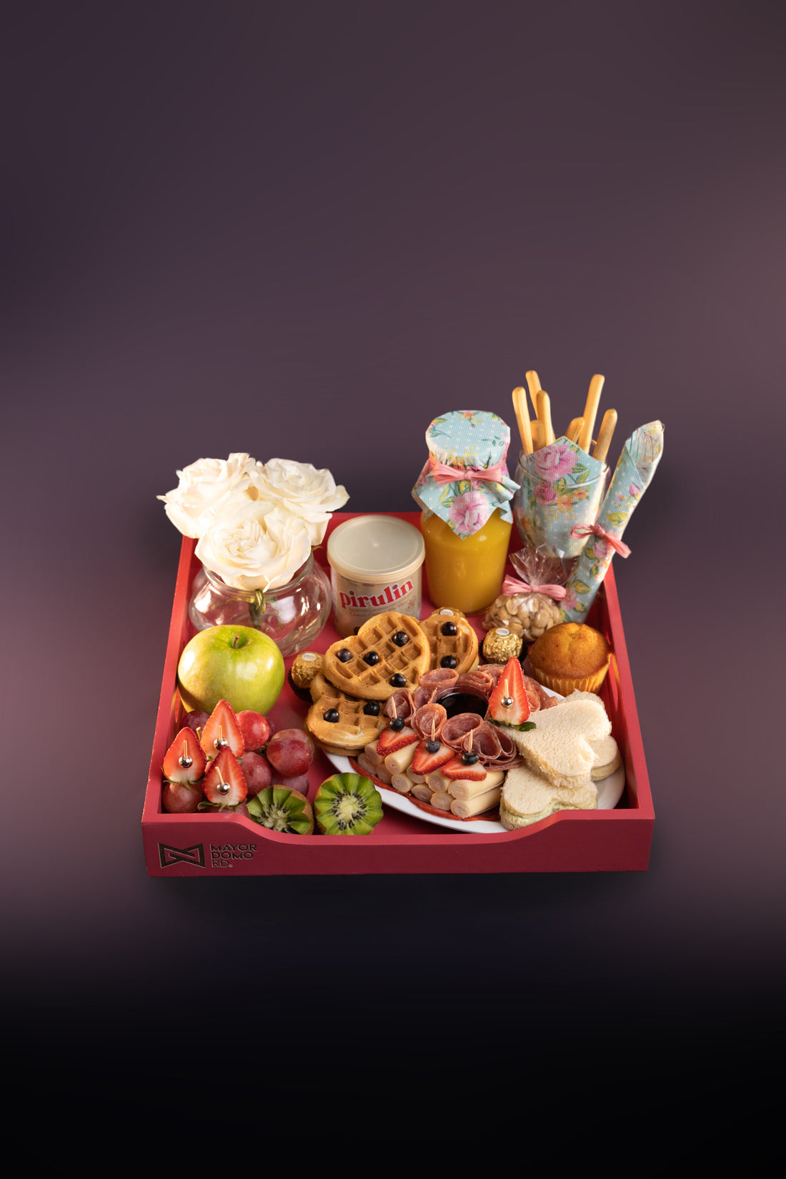 9. ❤️ Bandeja “Sabores Románticos RD 6,800