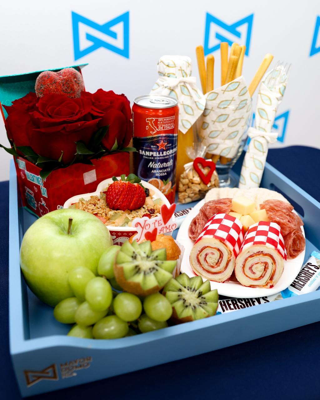 Blue Harmony Brunch – Bandeja Gourmet Edición Limitada 7,700