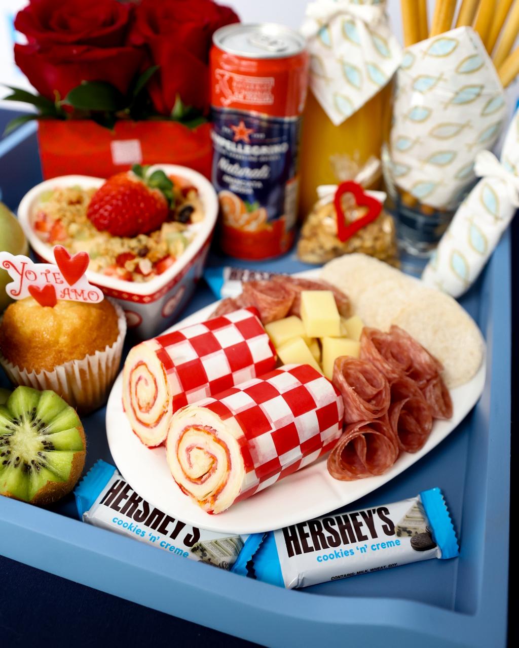 Blue Harmony Brunch – Bandeja Gourmet Edición Limitada 7,700