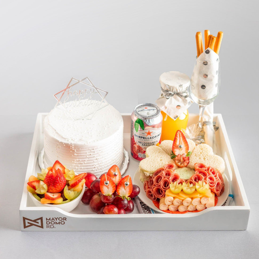 6. Bandeja Happy Birthday  HBD 1  RD 6,100