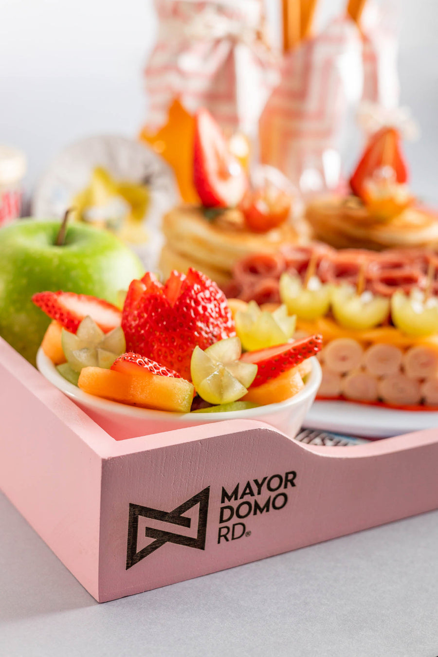 5. 🥞 Bandeja “DELUXE  RD 5,900