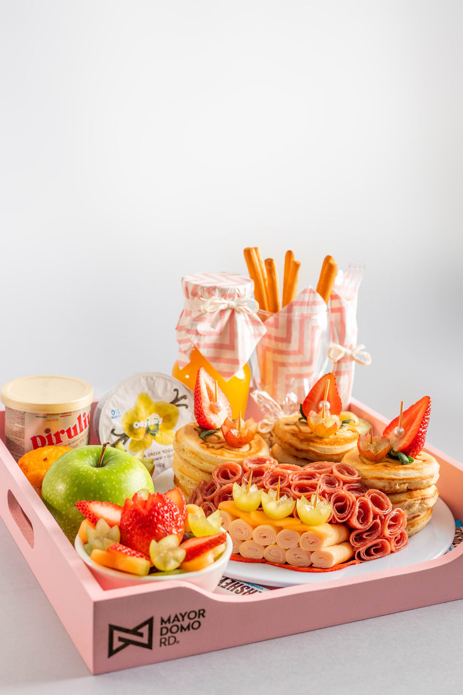 5. 🥞 Bandeja “DELUXE  RD 5,900